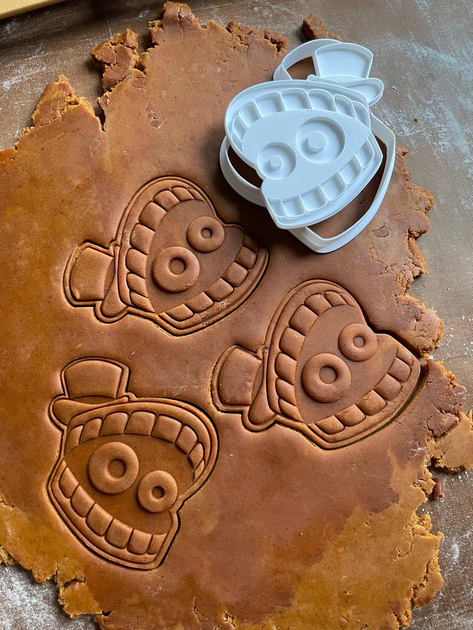 Caine cookie cutter (The Amazing Digital Circus).