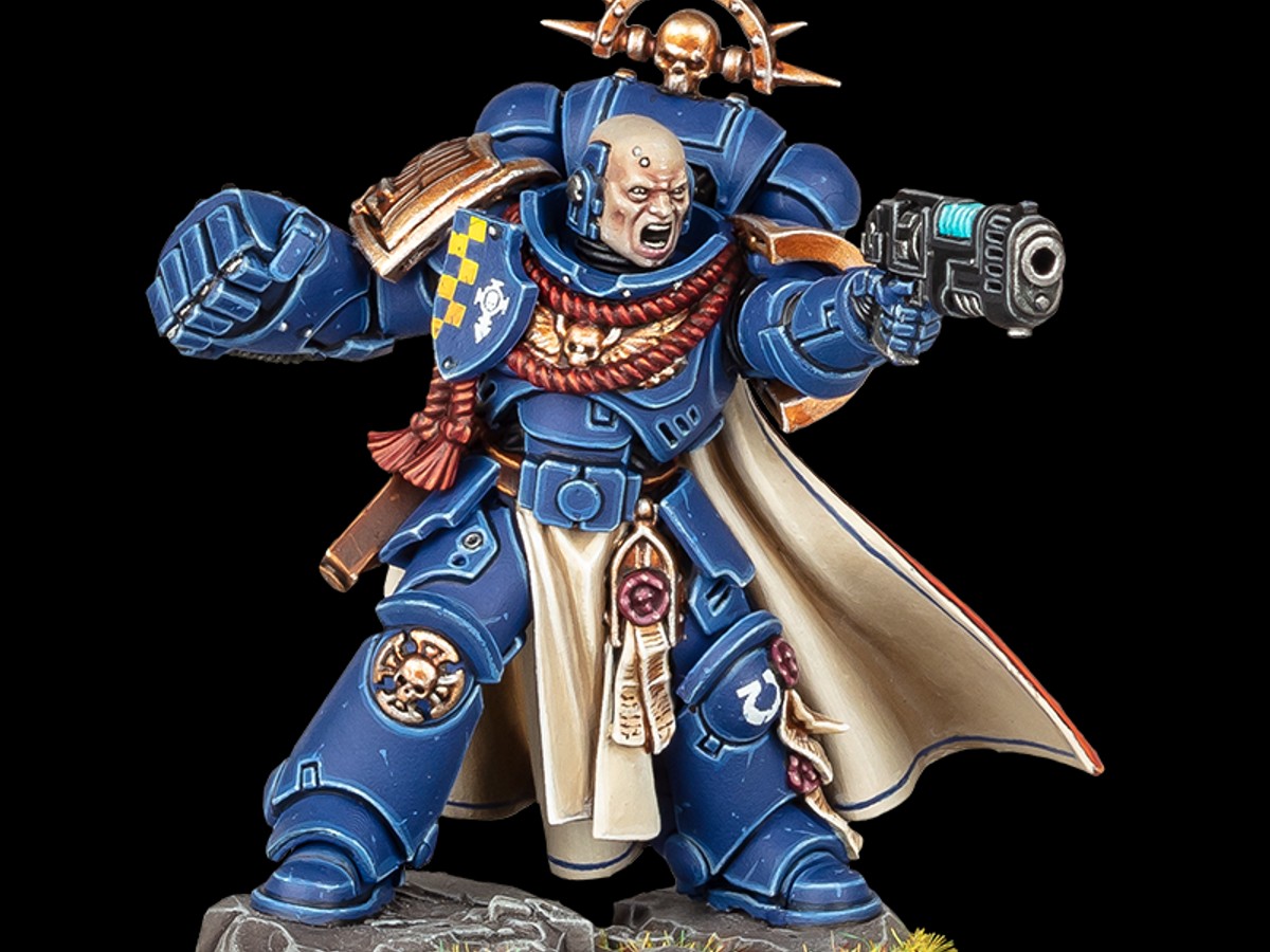 Space Marine Captain Power Fists